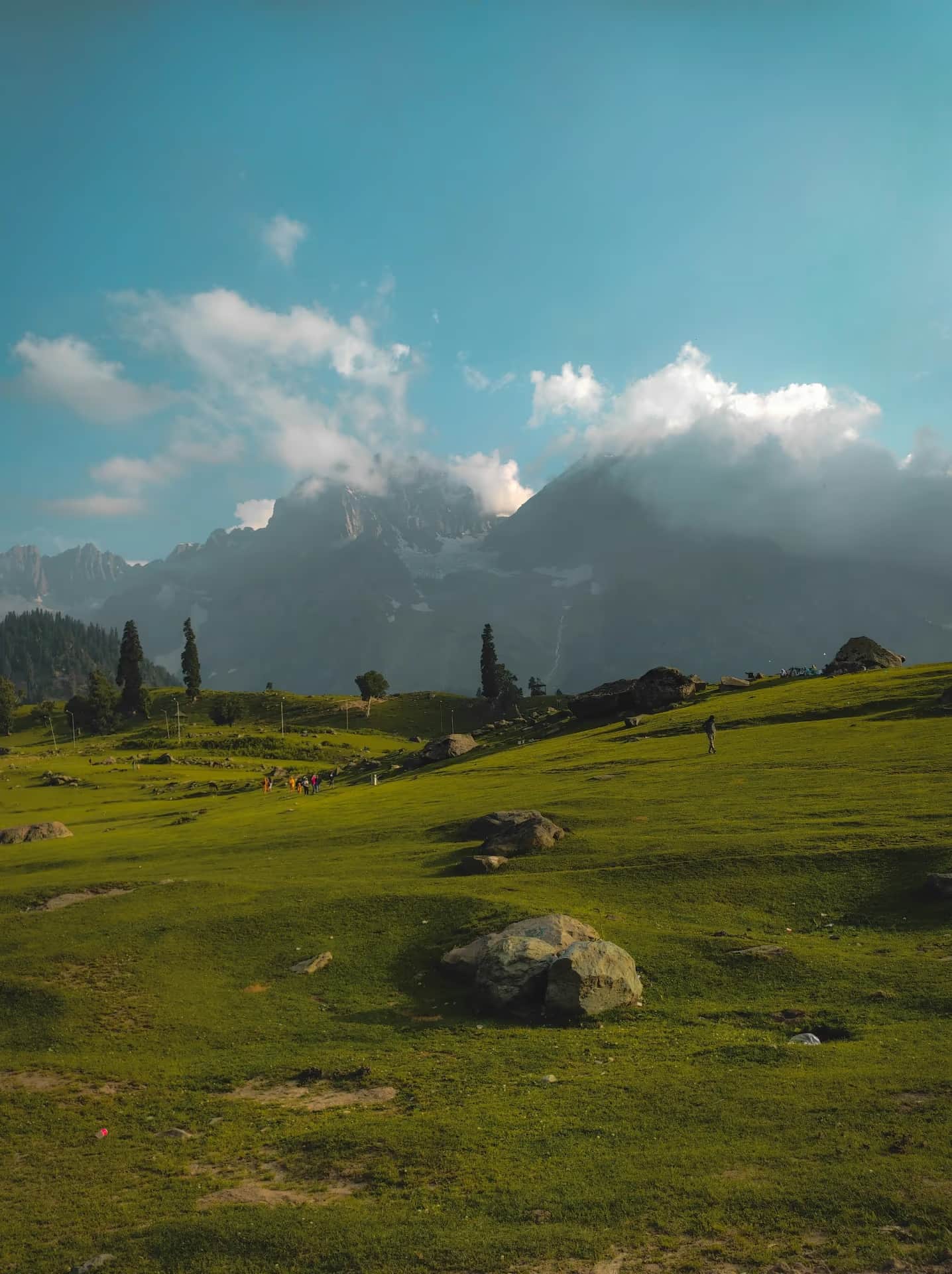 Sonamarg – The Meadow of Gold
